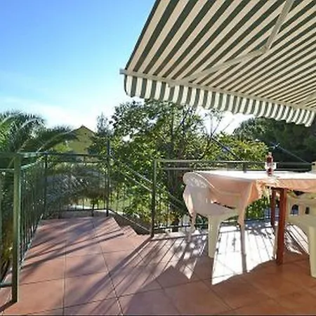 Apartments Dragica * Starigrad Paklenica